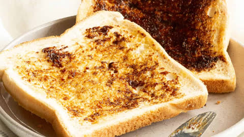 Vegemite on Toast - The Right Way